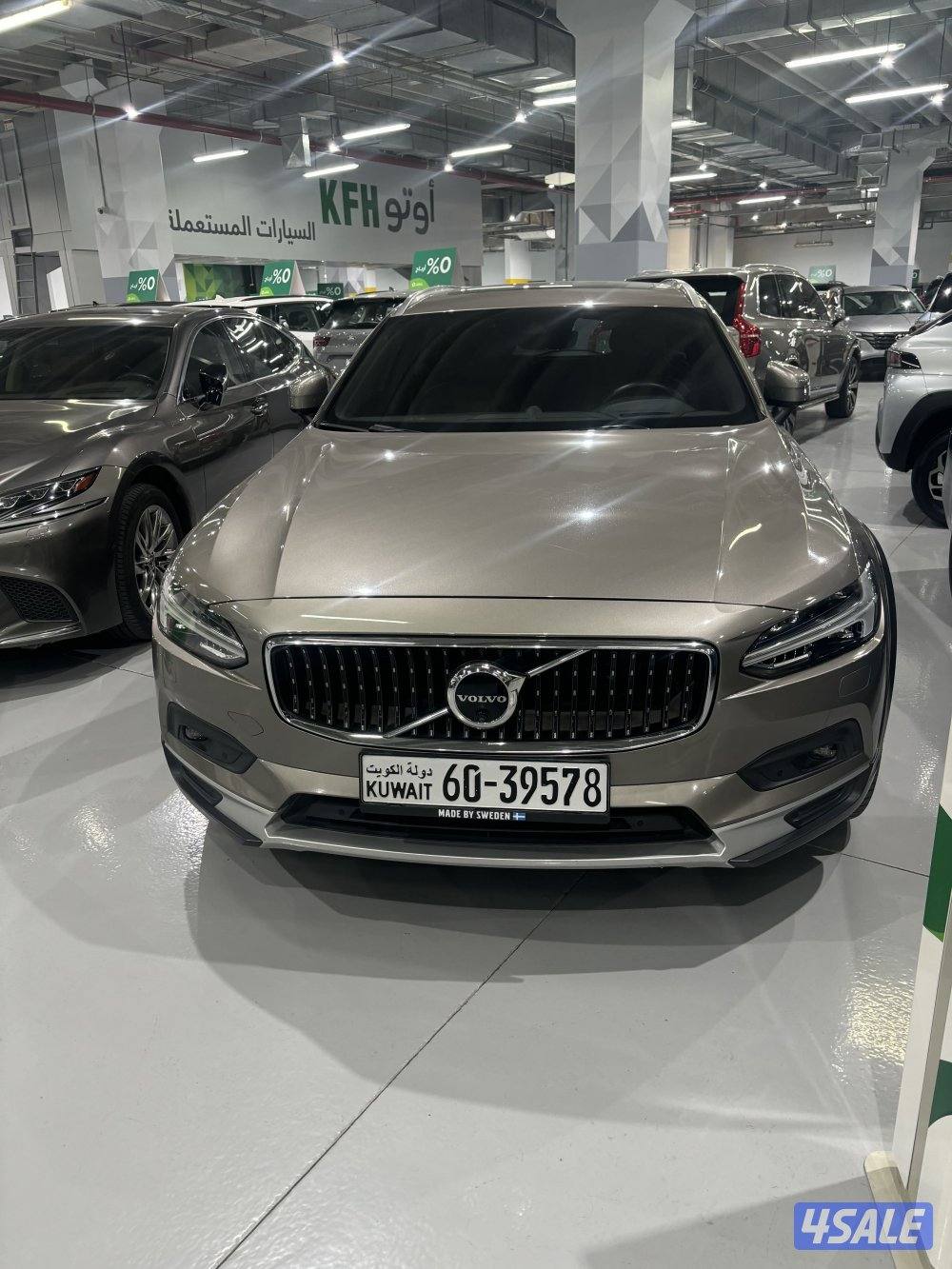 البيع فولو v900