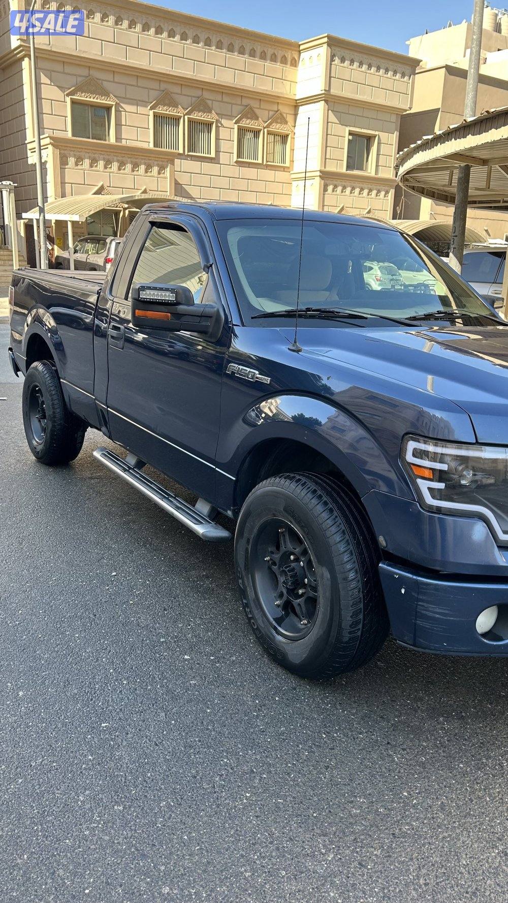 للبيع فورد F150 قمة النظافه كل شي فيه مبدل جديد دبل صبغ الوكاله2