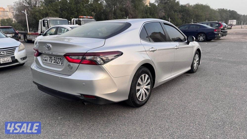 للبيع كامري ٢٠٢٣ LE وارد الساير3