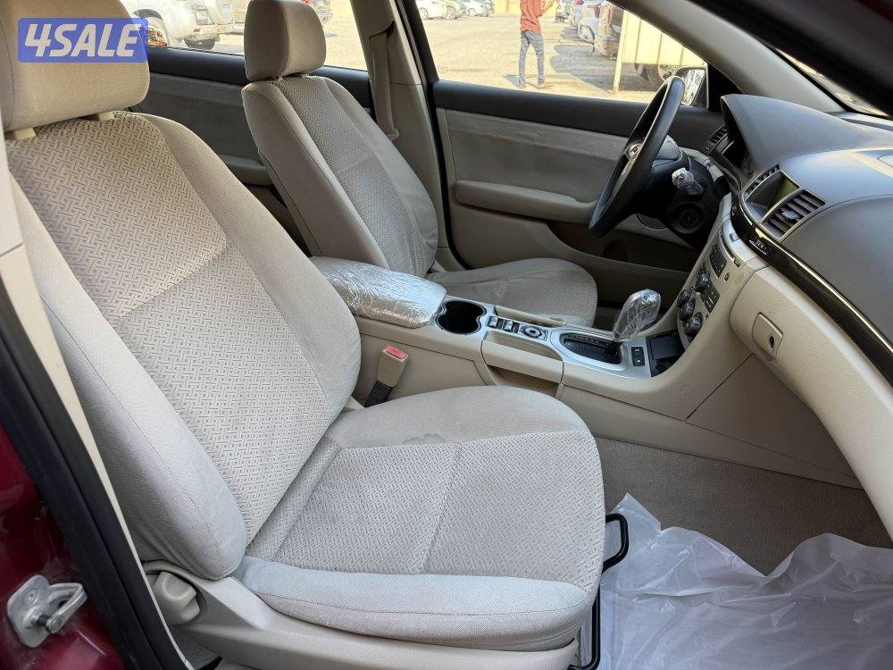 للبيع كابرس 2010 نظيف 6سلندر10