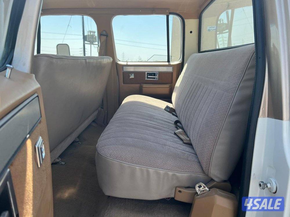 شيفروليه سيلفرادو دولي دبل تاير قمارتين موديل 1985 وارد الوكالة الكويت2