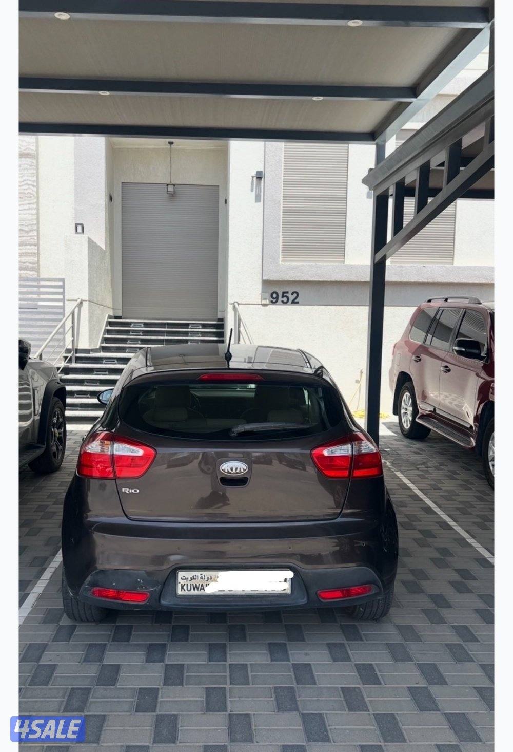 للبيع كيا ريو0