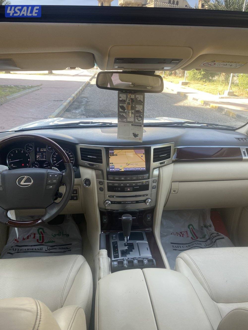 للبيع لكزس الساير مديل2014 الدرجه الاوله المالك الاول عداد272الف5
