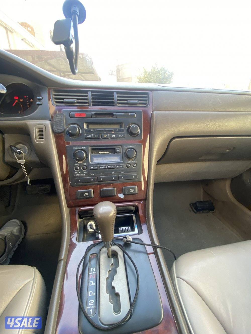 للبيع هوندا ليجند ٩٩ مخزن استعمال شخصي من وكالة9