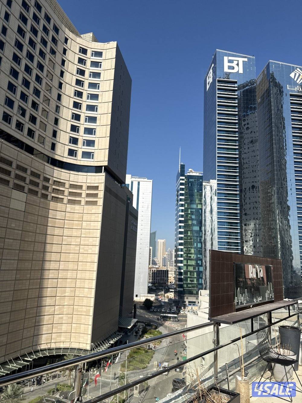 محل مطعم  روف للإيجار المساحه المرخصة 120 بالاضافة الي ارتداد 700 متر5