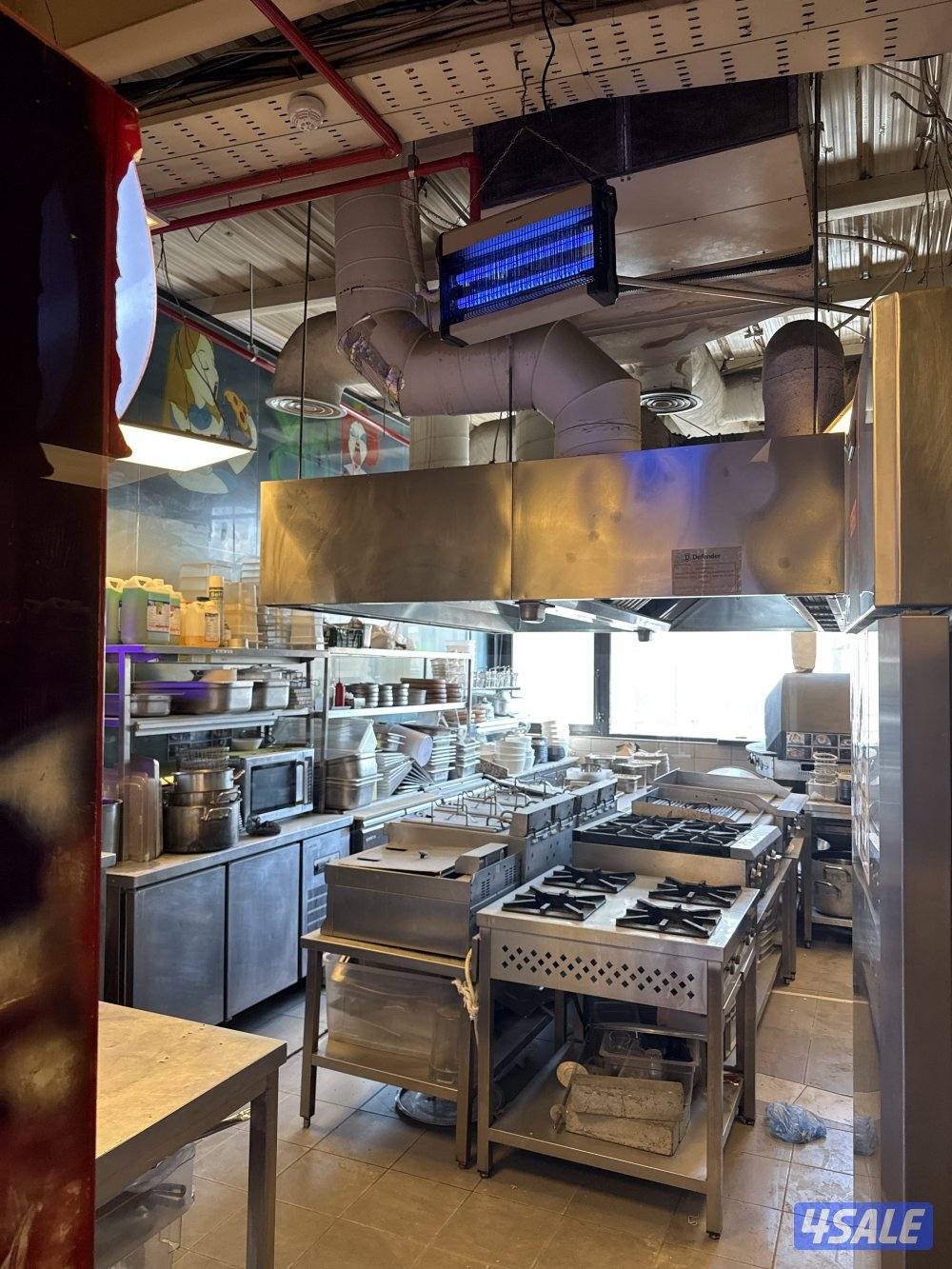 محل مطعم  روف للإيجار المساحه المرخصة 120 بالاضافة الي ارتداد 700 متر8