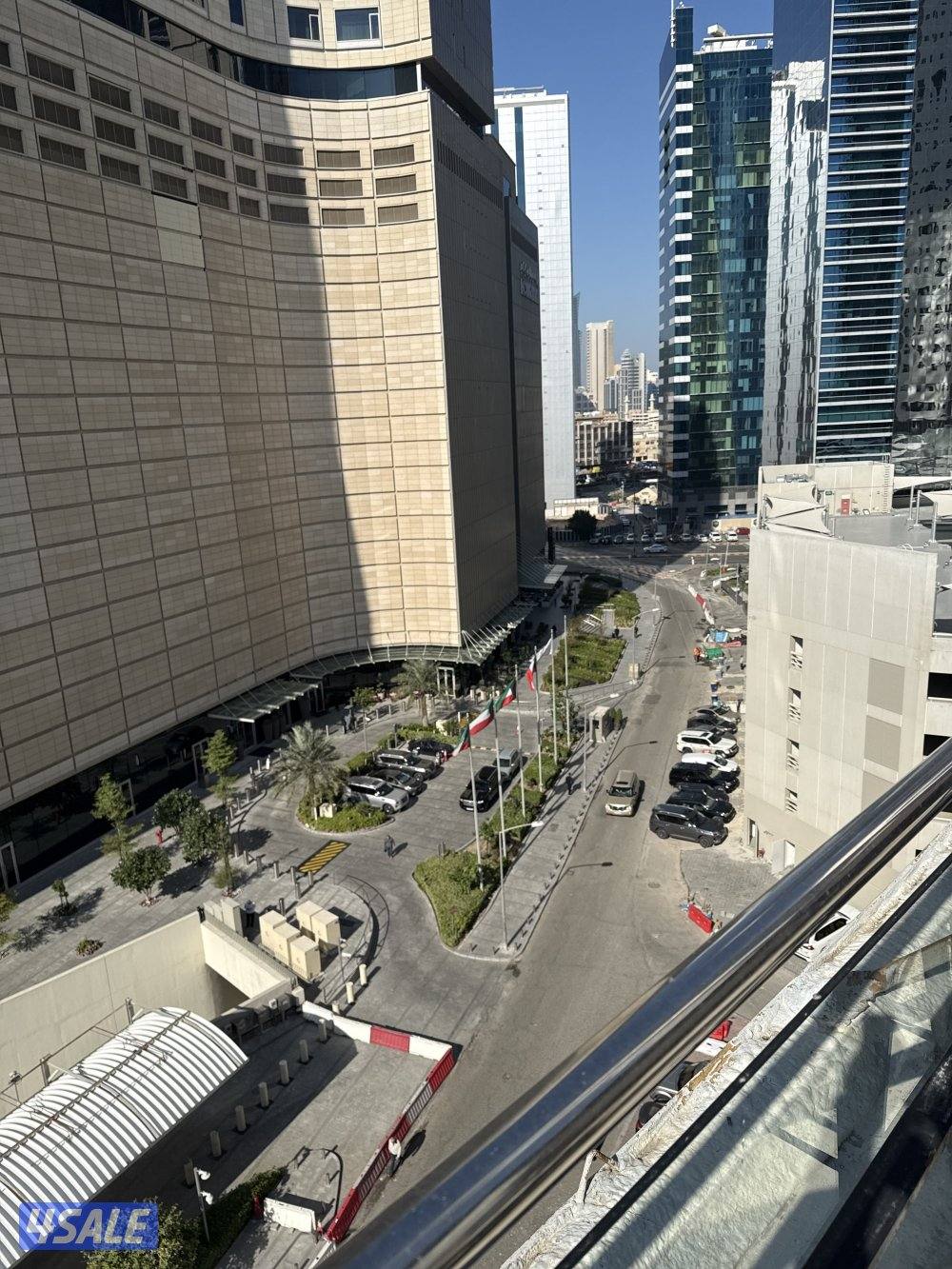 محل مطعم  روف للإيجار المساحه المرخصة 120 بالاضافة الي ارتداد 700 متر15