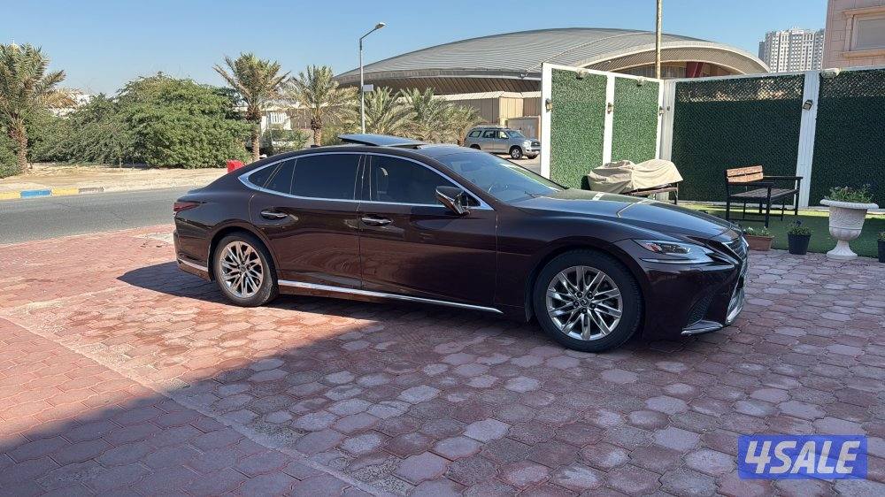 للبيع لكزس LS 3502