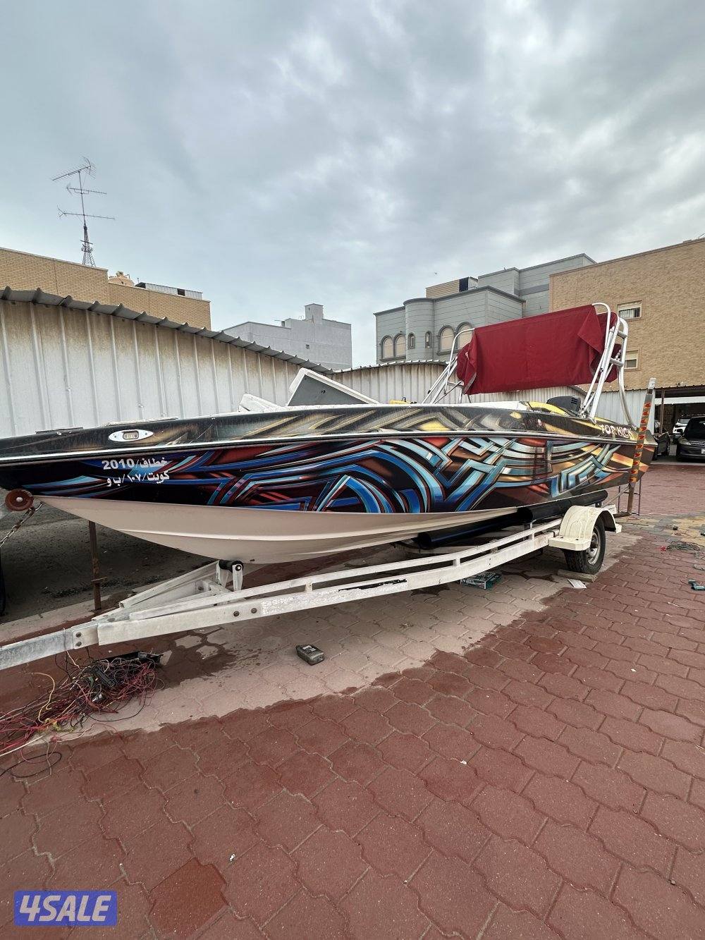 للبع طراد ٢٠١٠ توب كيك 23 قدم1