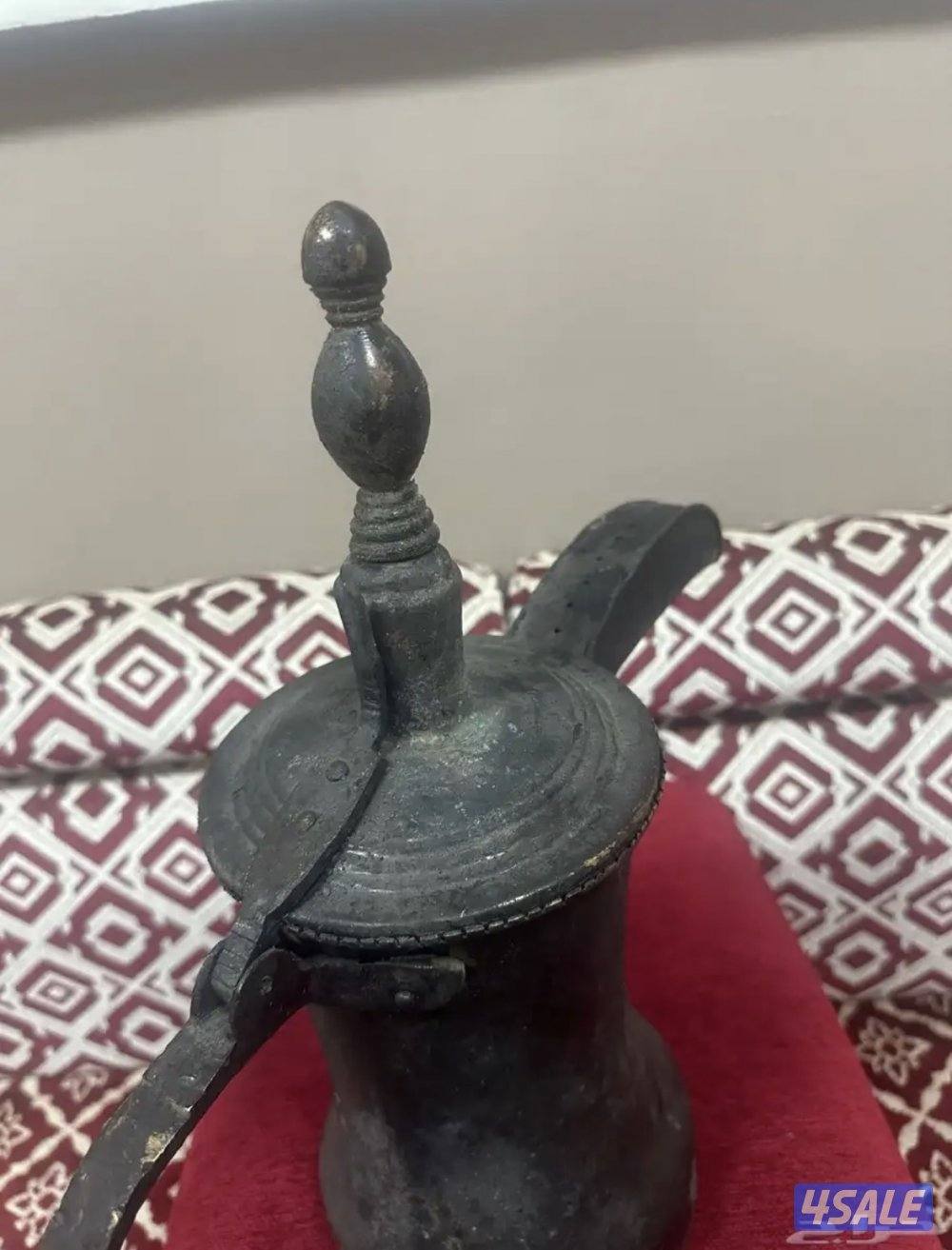 دلة كويتية ودلتين نجفيات1