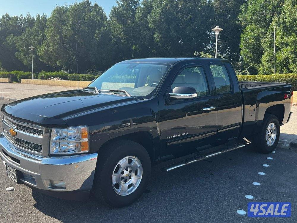 سلفرادو Z71 موديل 2013 عداد 242 الف كم6