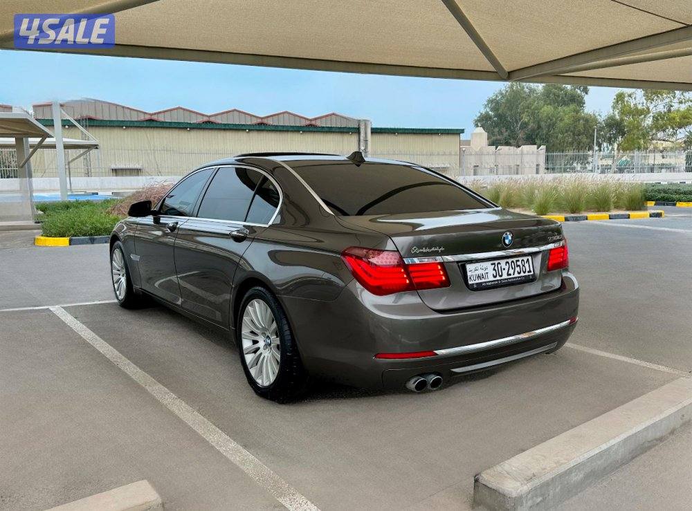 ًBMW 730Li - الموديل:2014 - العداد:1604