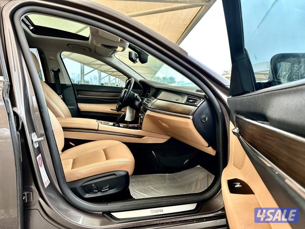 ًBMW 730Li - الموديل:2014 - العداد:1608