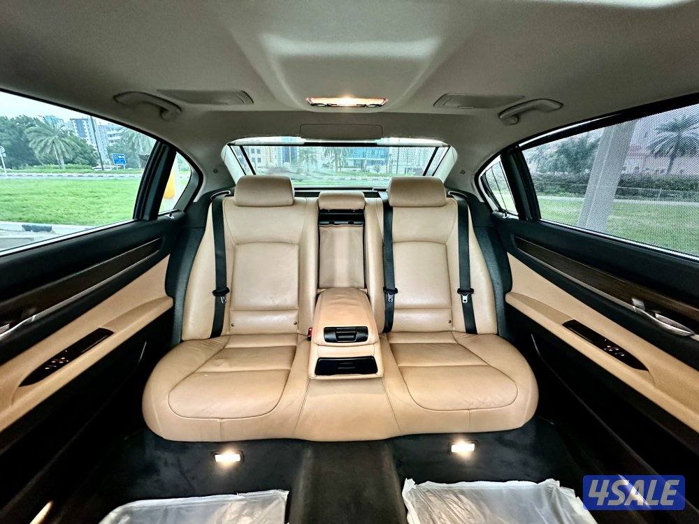 ًBMW 730Li - الموديل:2014 - العداد:16011