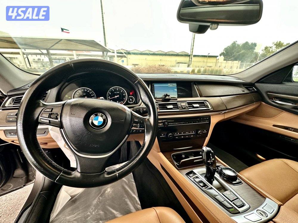 ًBMW 730Li - الموديل:2014 - العداد:16014