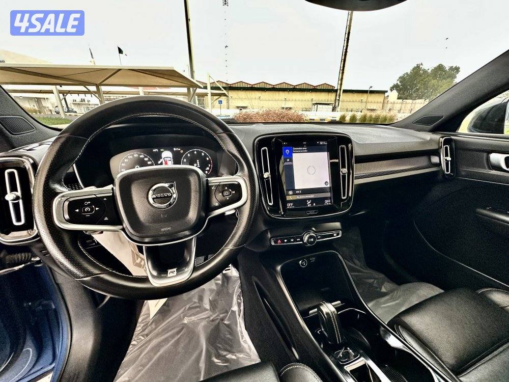 فولفو XC40 - الموديل:2020 - العداد:16215