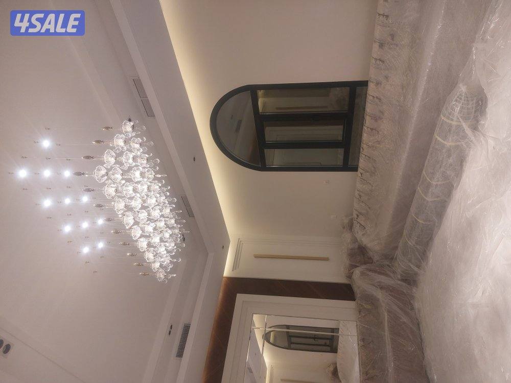 فني كهربائي باكستاني6