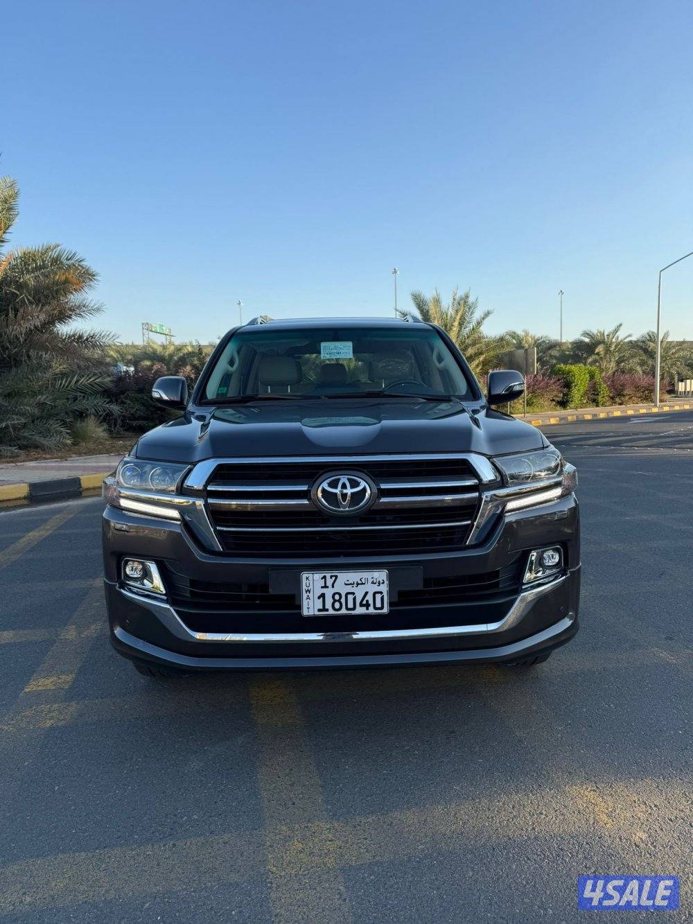 للبيع لاند كروزر 2020 جلد1