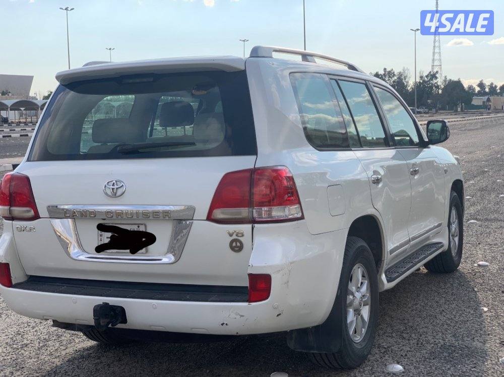 لاندكروزر 2009 GXR.81