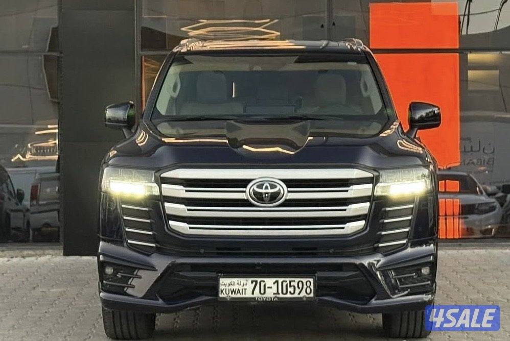 للبيع لاندكروزر GXR V6 AERO0