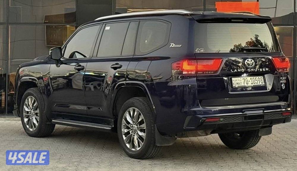 للبيع لاندكروزر GXR V6 AERO6