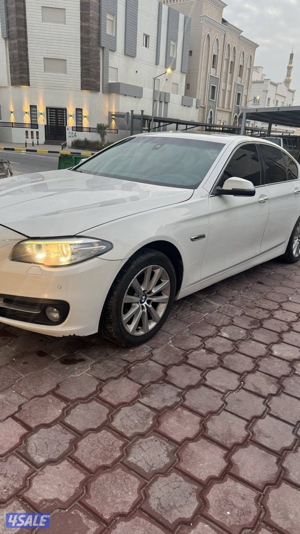 بي ام 528i موديل 20151