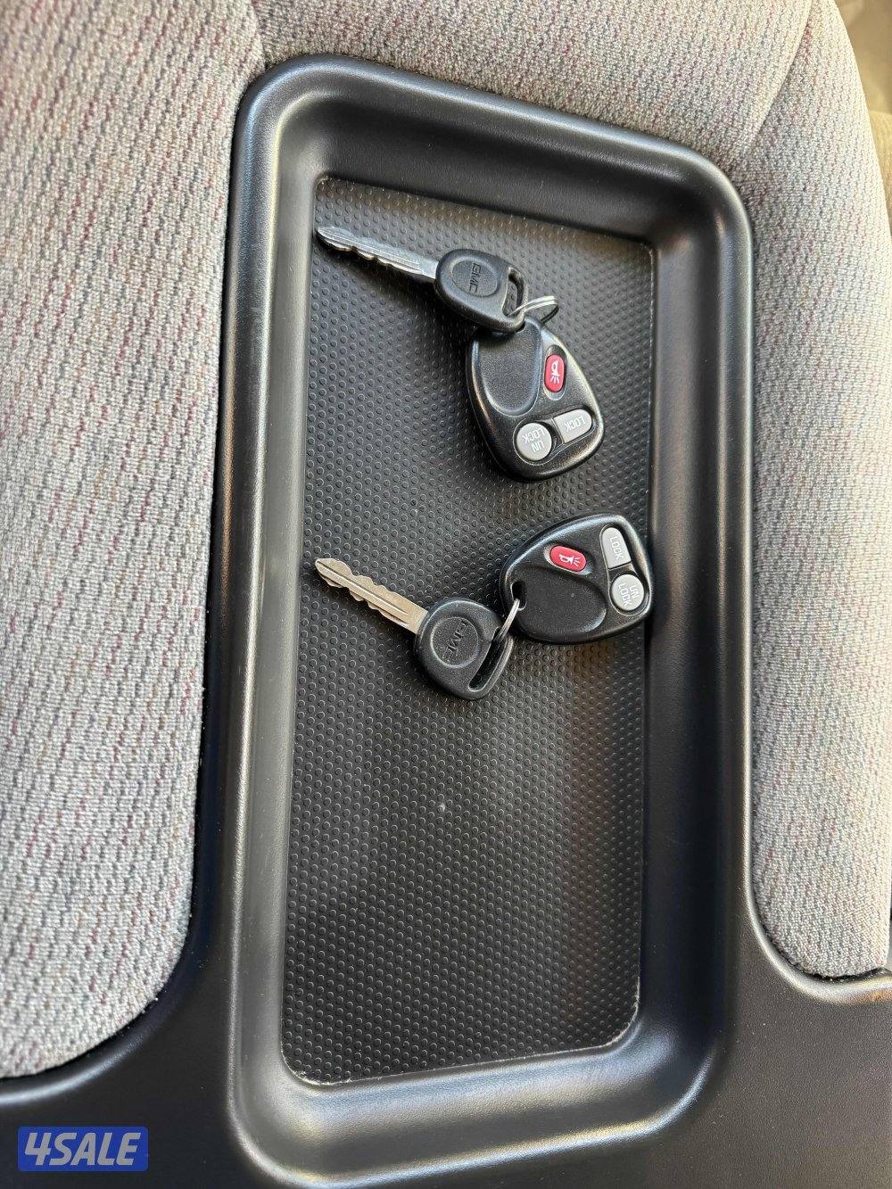 للبيع سوبربان موديل ٢٠٠٠13