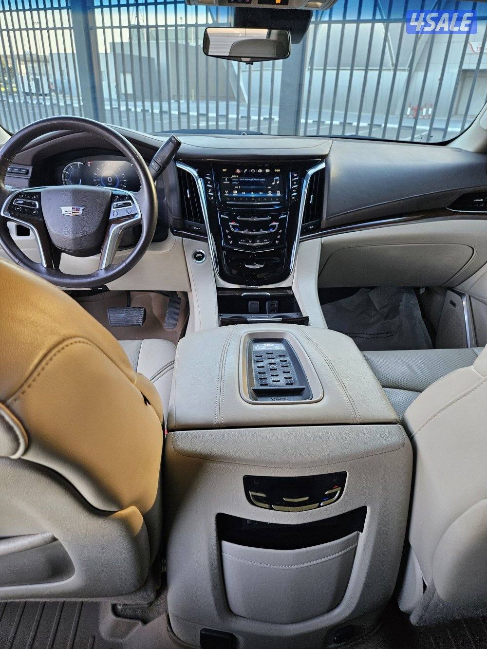 للبيع اسكاليد 20176