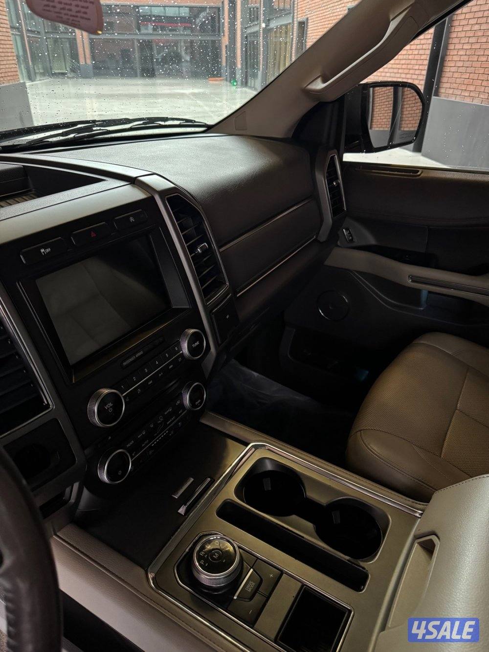 للبيع اكسبديشن 2018 بحالة الوكالة بيعة سريعة9