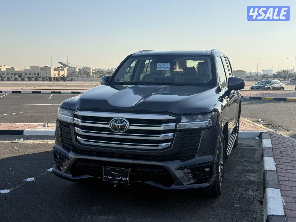 للبيع لاند كروزر2022 GXR أيرو إس صبغ الوكاله1