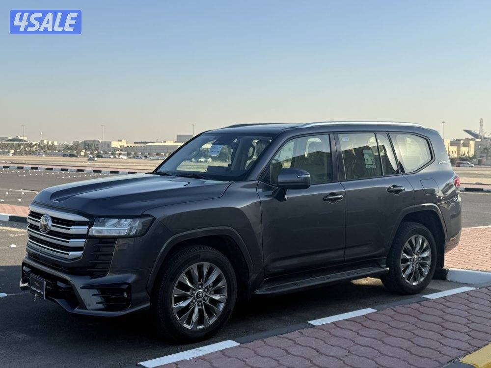 للبيع لاند كروزر2022 GXR أيرو إس صبغ الوكاله3