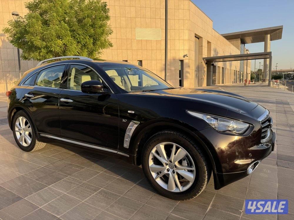 للبيع : آنفنتي QX 70 : موديل 2015 : عداد 99 الف كم8