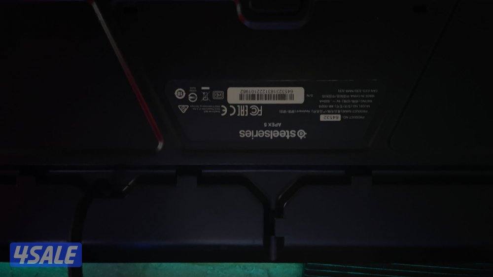 سيت اب كامل معا شاشة كرت 3060ti RTX   كل اغراضه وياه9