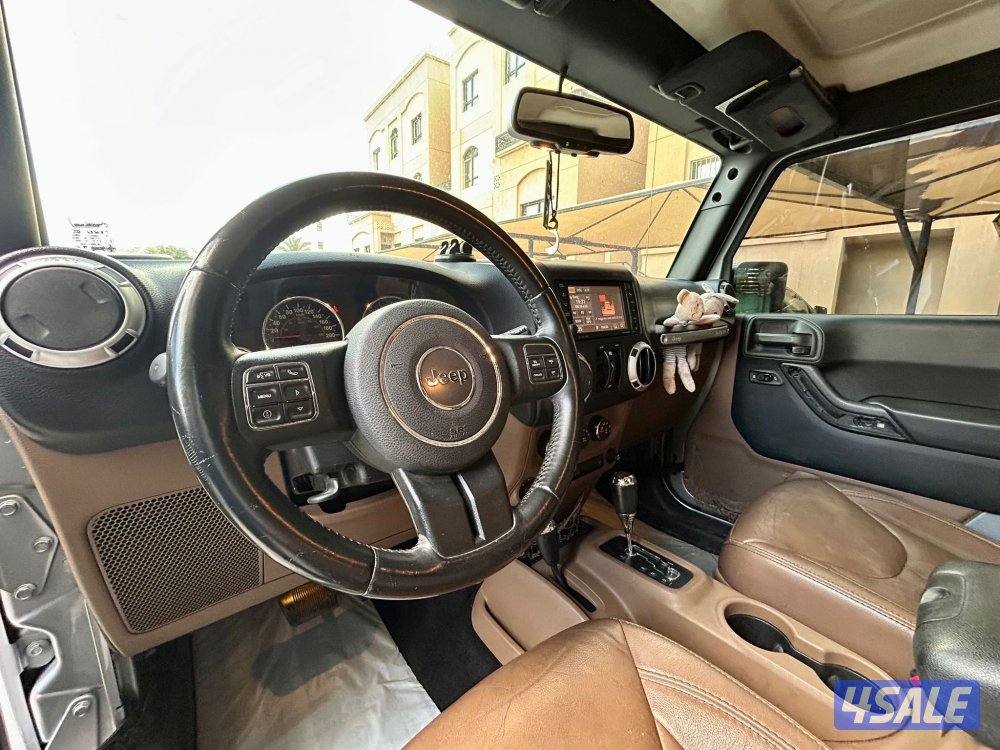 للبيع رانجلر صحارى موديل 2015 صبغ الوكالة8