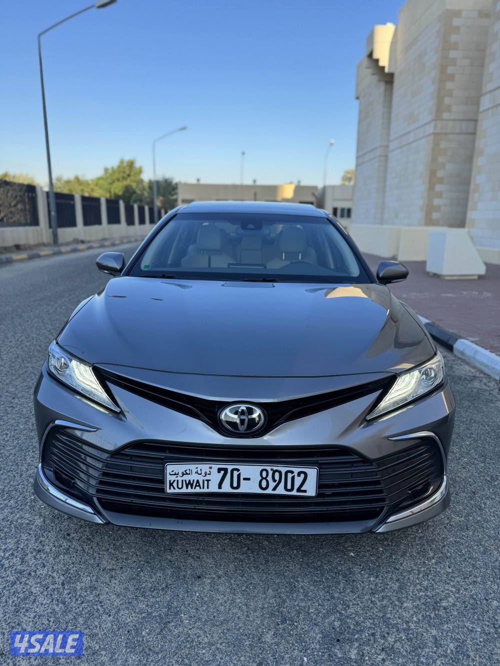 للبيـع كـامـري لـيـمـتـد 2023 بحالة الوكالة4