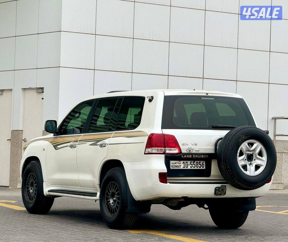 لاند كروزر GX2