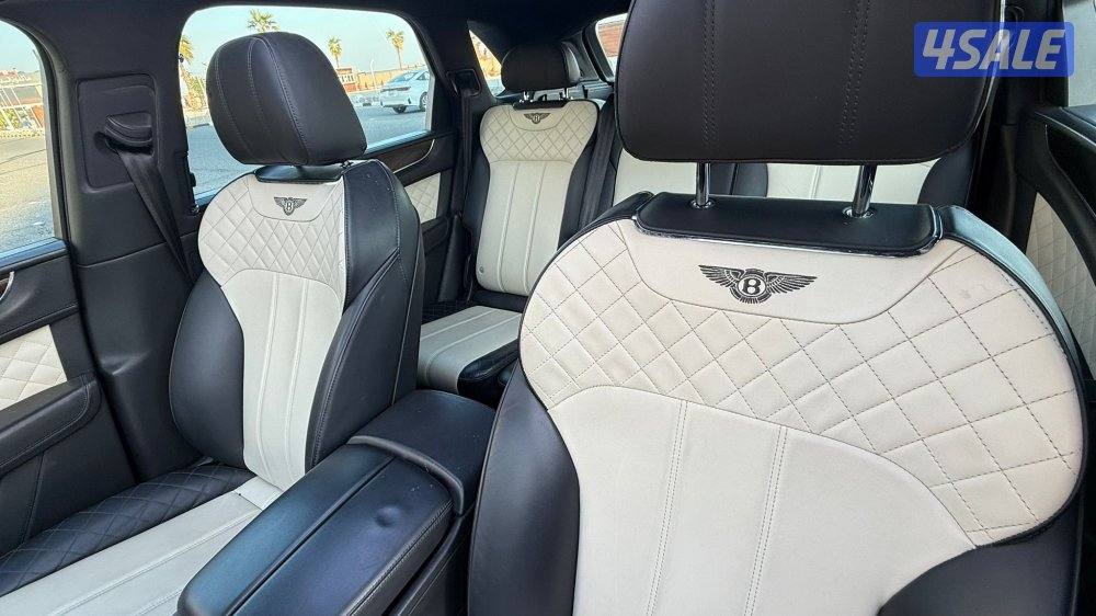 بنتلي بنتياجا موديل 2019 / بحاله ممتازه7