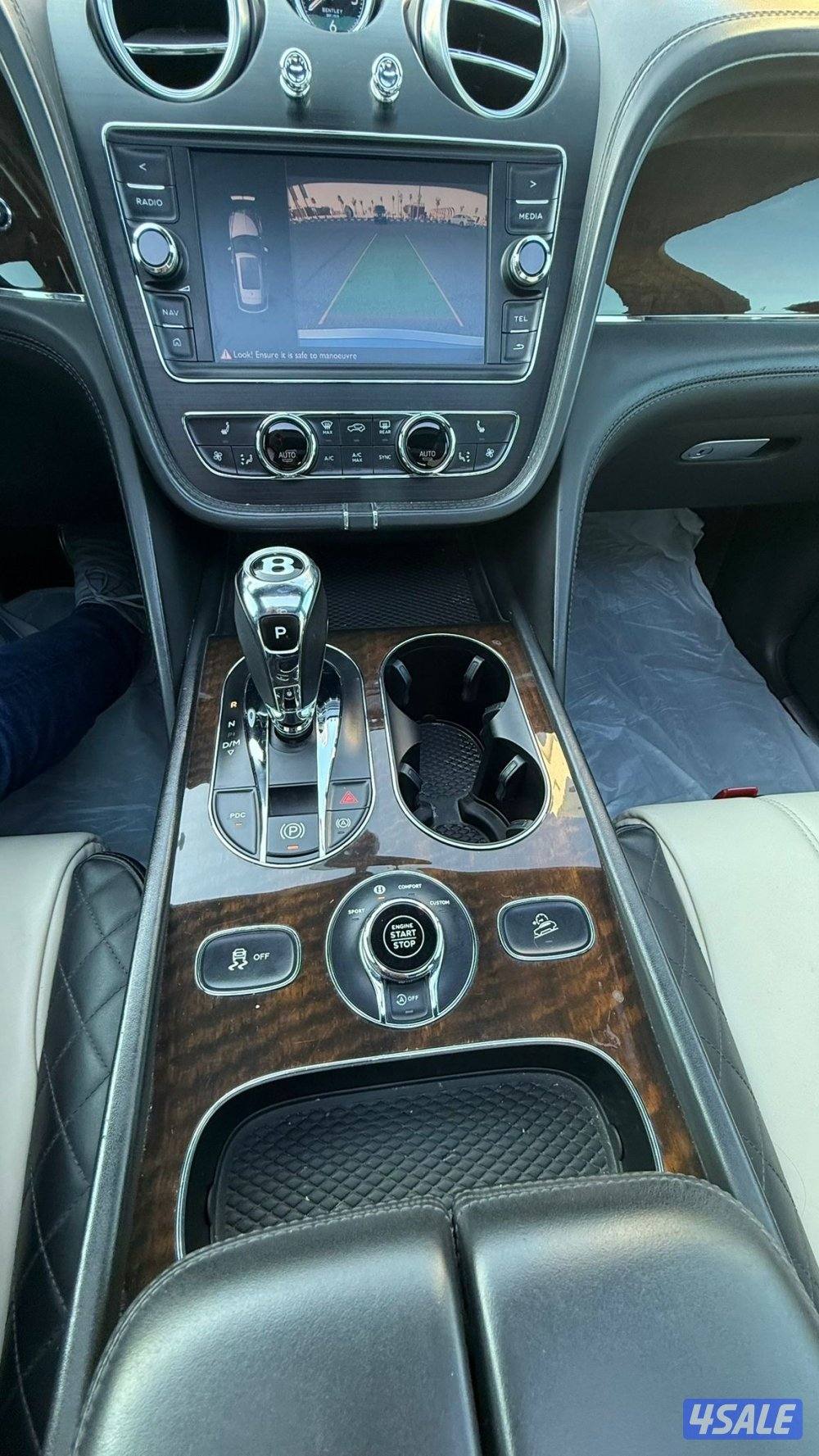 بنتلي بنتياجا موديل 2019 / بحاله ممتازه12