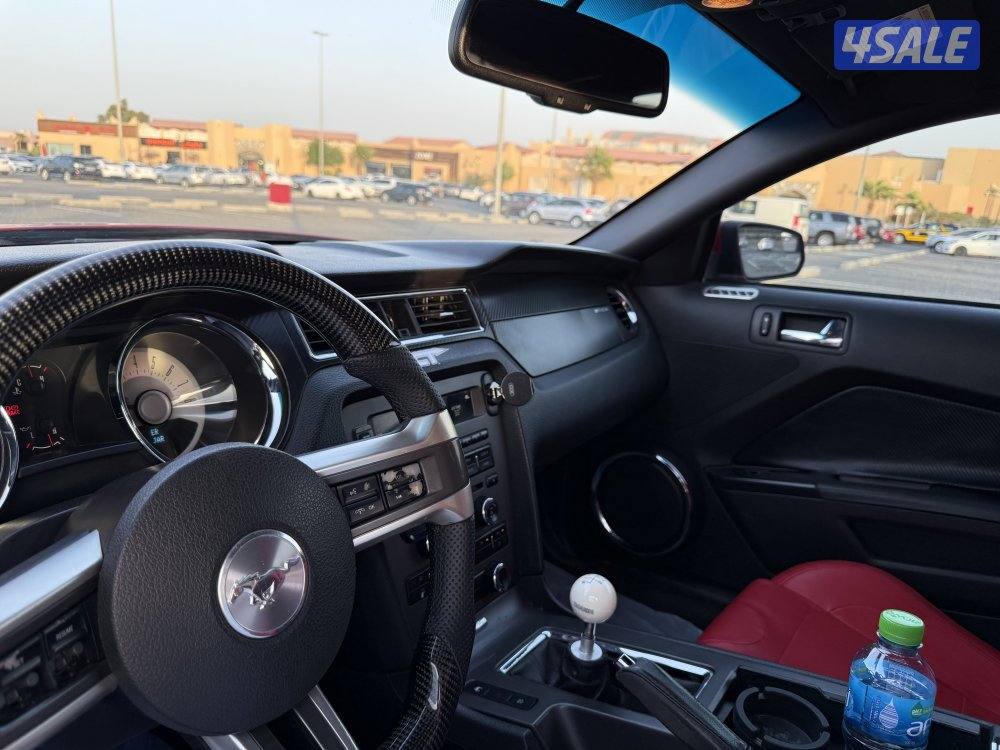 للبيع موستنق 2011 قير عادي سبيشل كالفورنيا CS5