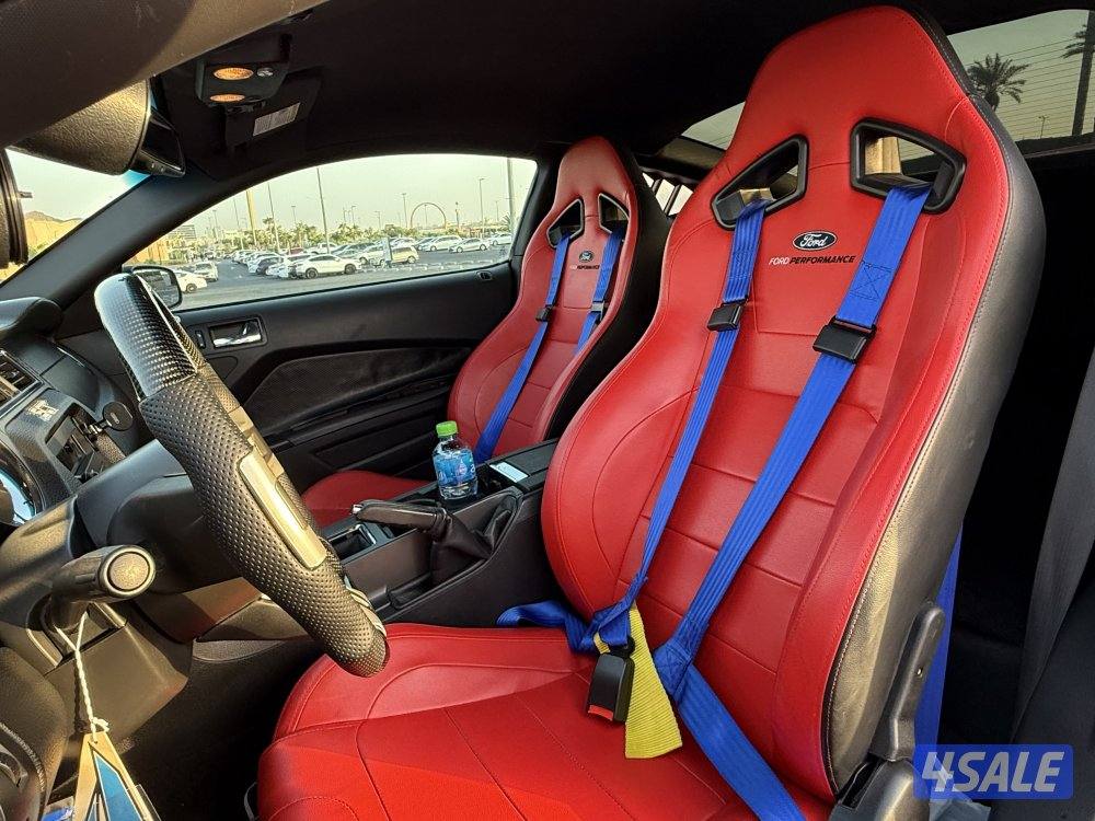 للبيع موستنق 2011 قير عادي سبيشل كالفورنيا CS6