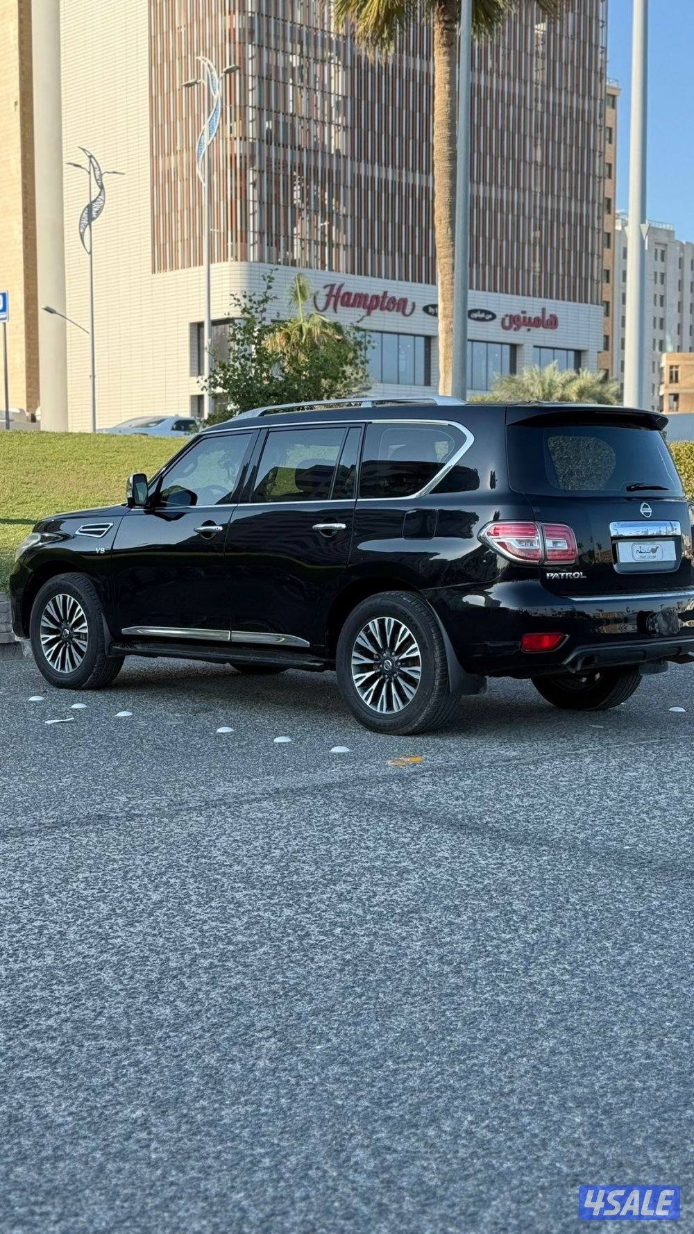 باترول بااتينيوم سيتي موديل 2015 / بحاله ممتازه3