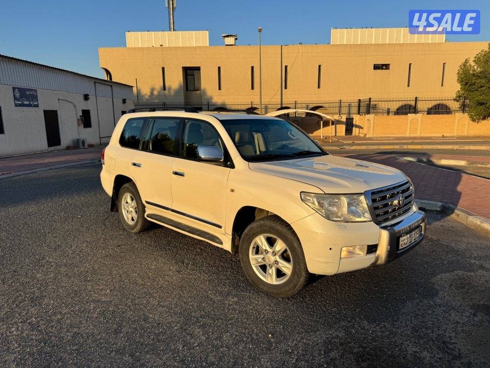 لاند كروز ٢٠١٠1