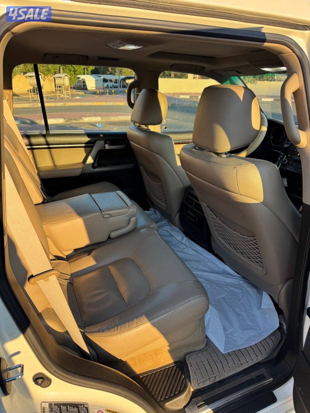 لاند كروز ٢٠١٠3