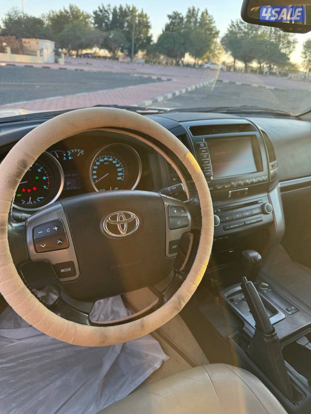 لاند كروز ٢٠١٠5