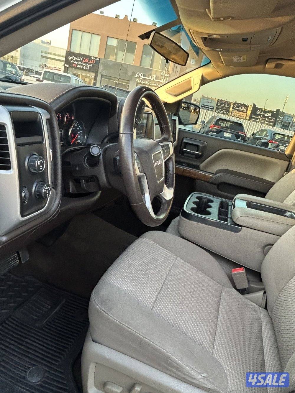 للبيع سييرا Z717