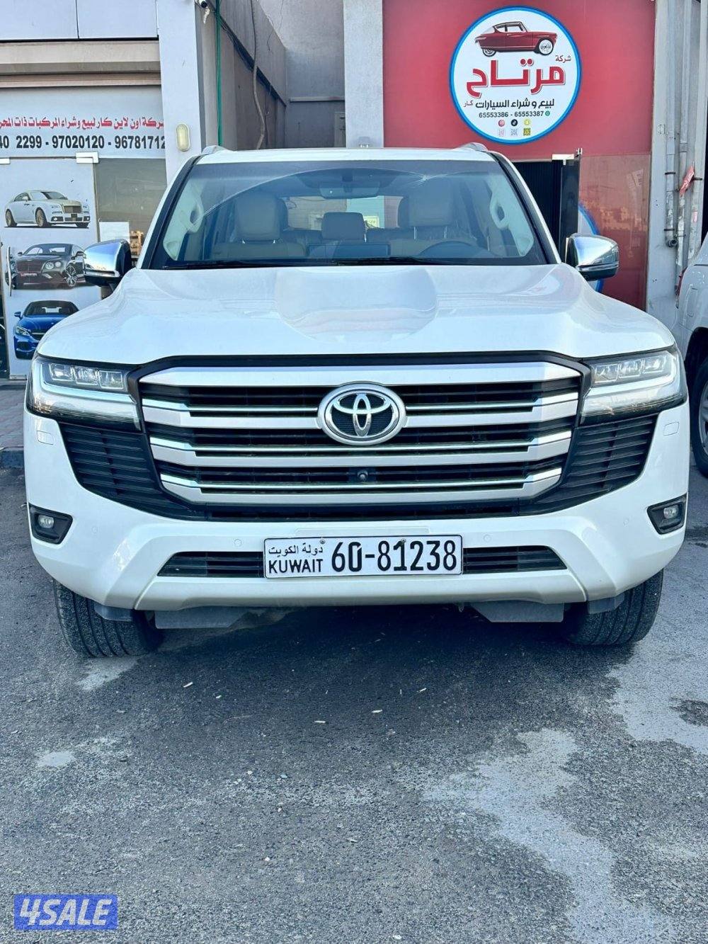 لاند كروز VX ٢٠٢٢ الساير عداد ٧٨ ألف شرط الفحص صبغ وكاله ماعدا قطعتين0