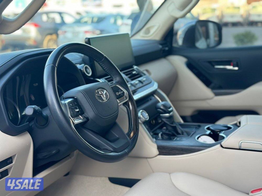 لاند كروز VX ٢٠٢٢ الساير عداد ٧٨ ألف شرط الفحص صبغ وكاله ماعدا قطعتين5