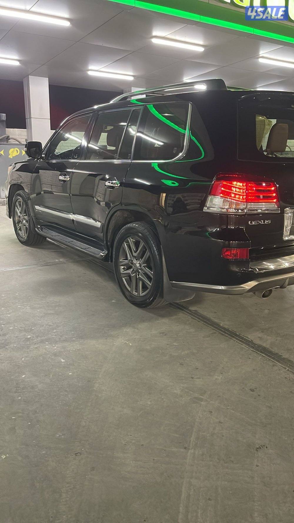 لكزس LX570 ٢٠١٤ الساير عداد ٣٤٠ ألف شرط الفحص صبغ وكاله كامل مواصفات2