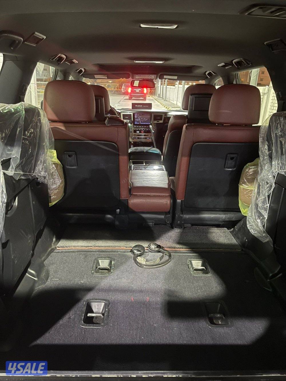 لكزس LX570 ٢٠١٤ الساير عداد ٣٤٠ ألف شرط الفحص صبغ وكاله كامل مواصفات5