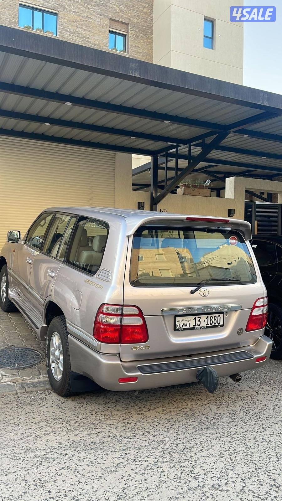لاند كروزر جي اكس ار ٢٠٠٣1